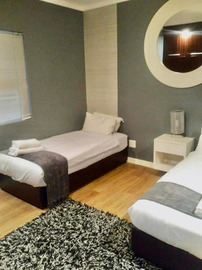 Icon Self Catering Apartment In Cape Town Near Waterfront And Cticc Exterior foto
