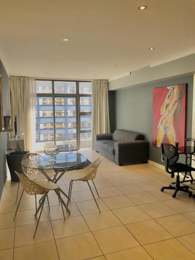 Icon Self Catering Apartment In Cape Town Near Waterfront And Cticc Exterior foto